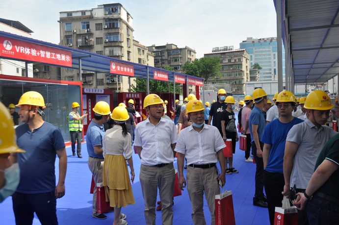 691南昌市政建設(shè)集團有限公司2021年桃花南路安置房項目成功承辦市級省級標(biāo)準(zhǔn)化現(xiàn)場觀摩會.jpg